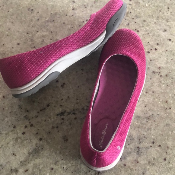Women’s Eddie Bauer Slip on Shoes Sz 7 - Picture 2 of 3
